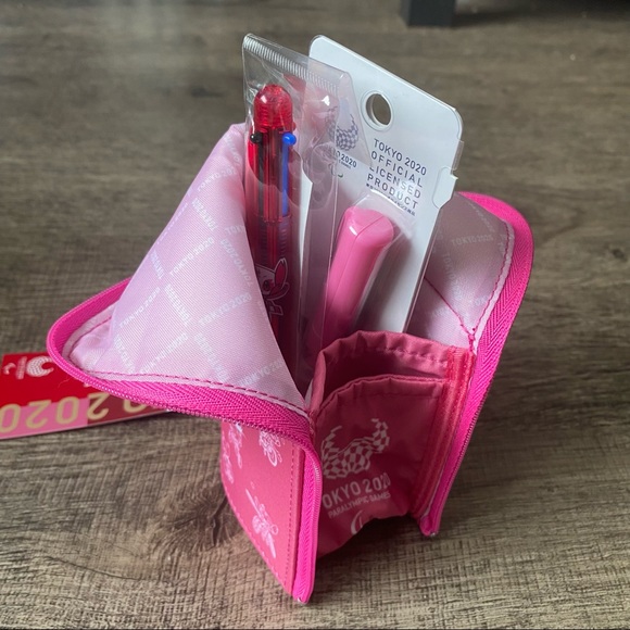 Tokyo 2020 Paralympic Games pen case - Picture 5 of 10